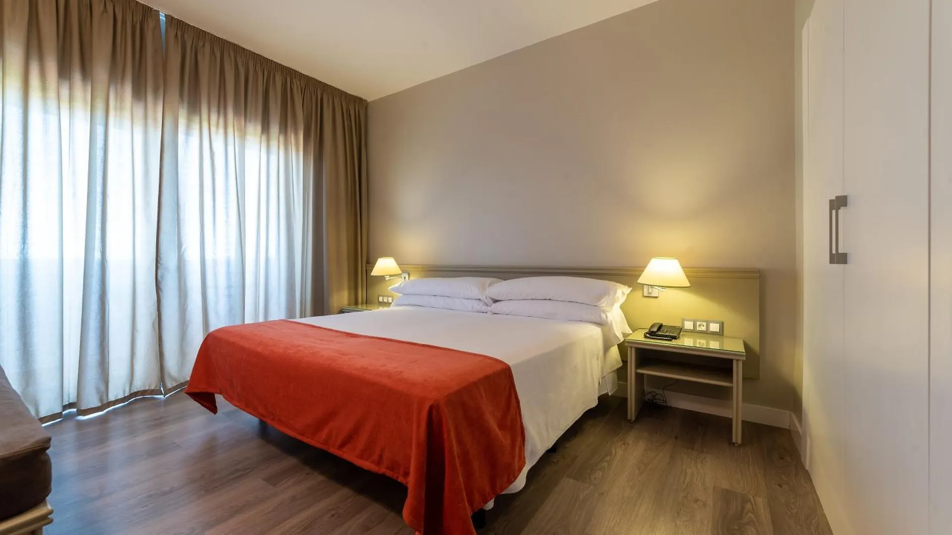 Pato Rojo Hotel Punta Umbria