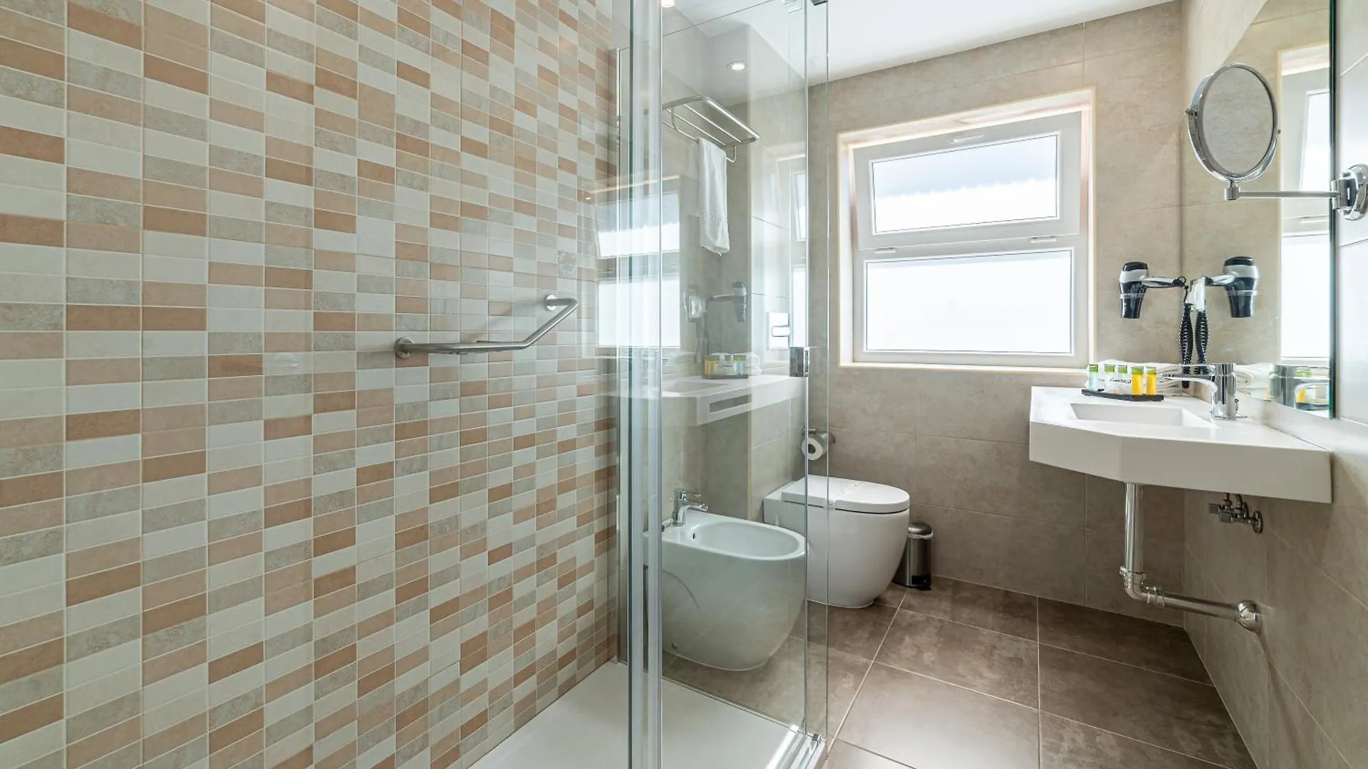 Pato Rojo Hotel Punta Umbria 3*,
