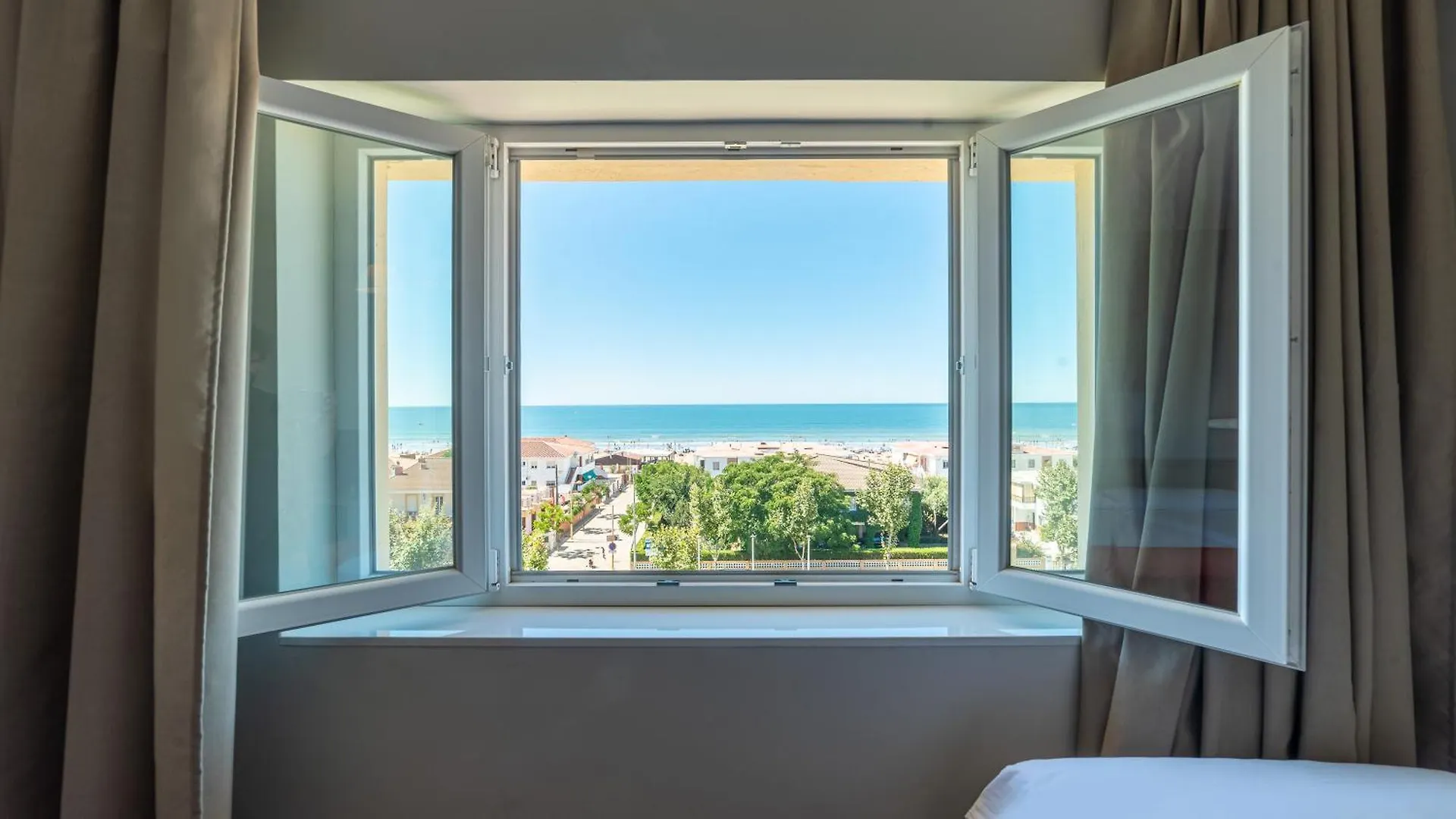 Pato Rojo Hotel Punta Umbria