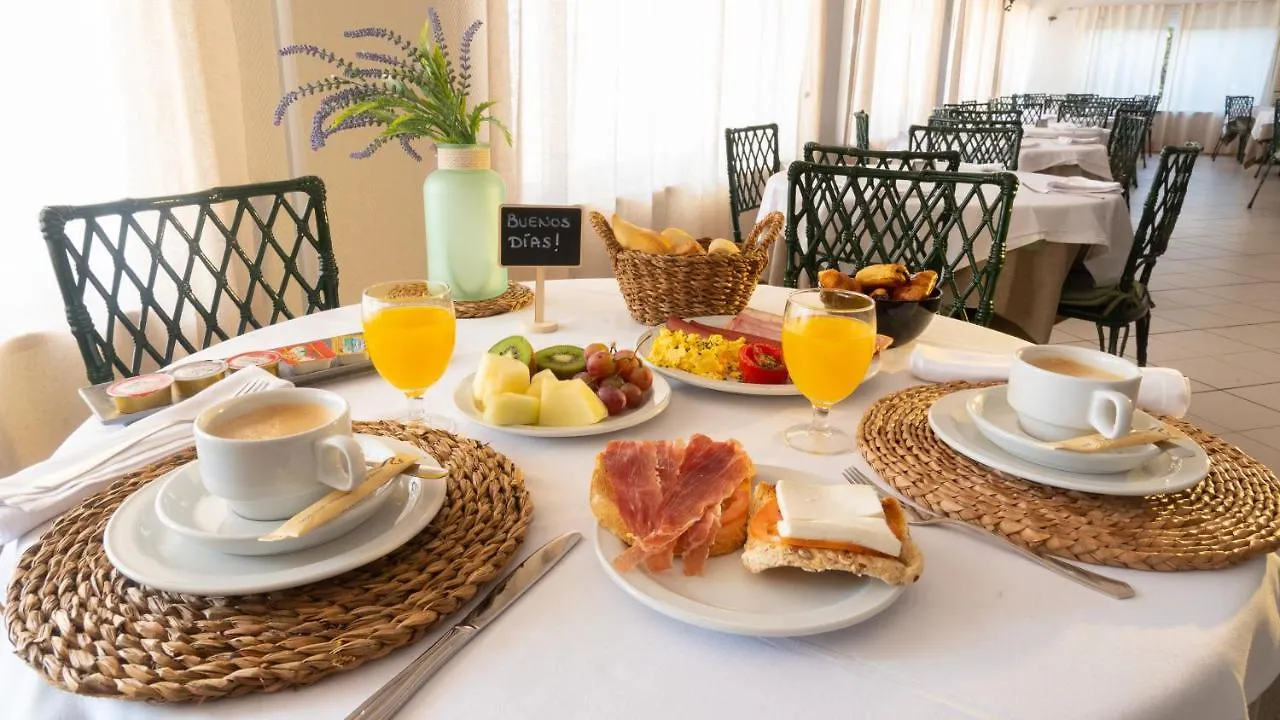 Pato Rojo Hotel Punta Umbria 3*,  Spain